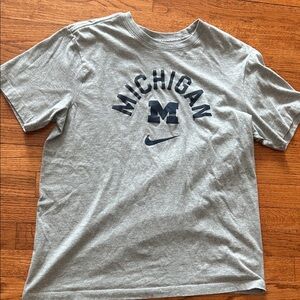 Nike Men’s Gray Michigan Short Sleeve Tee